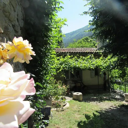 Le Moulin Frühstückspension Pradelle