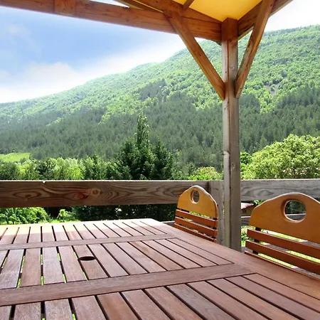 Le Moulin De *