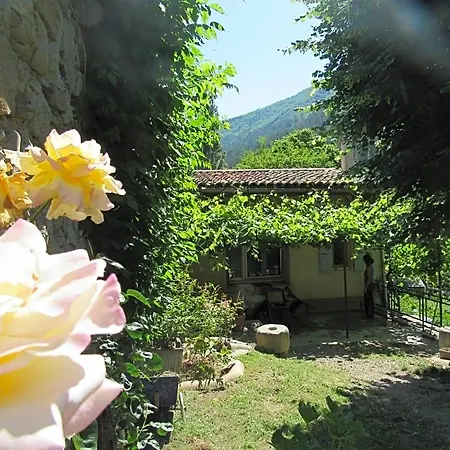 Bed and Breakfast Le Moulin De *