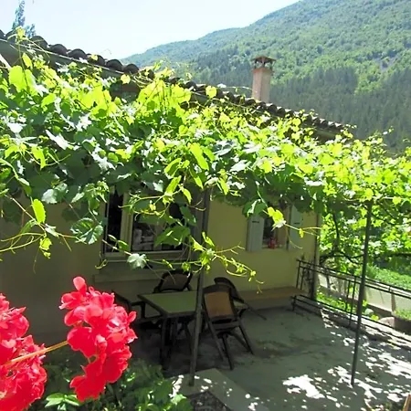 Le Moulin De *