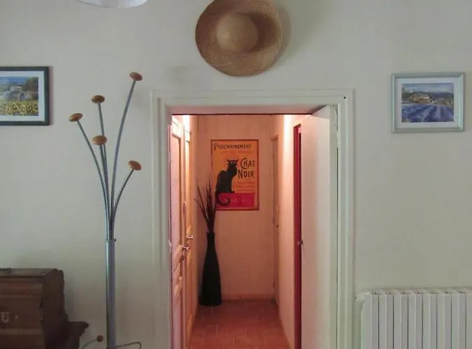 Le Moulin De Bed & Breakfast Pradelle